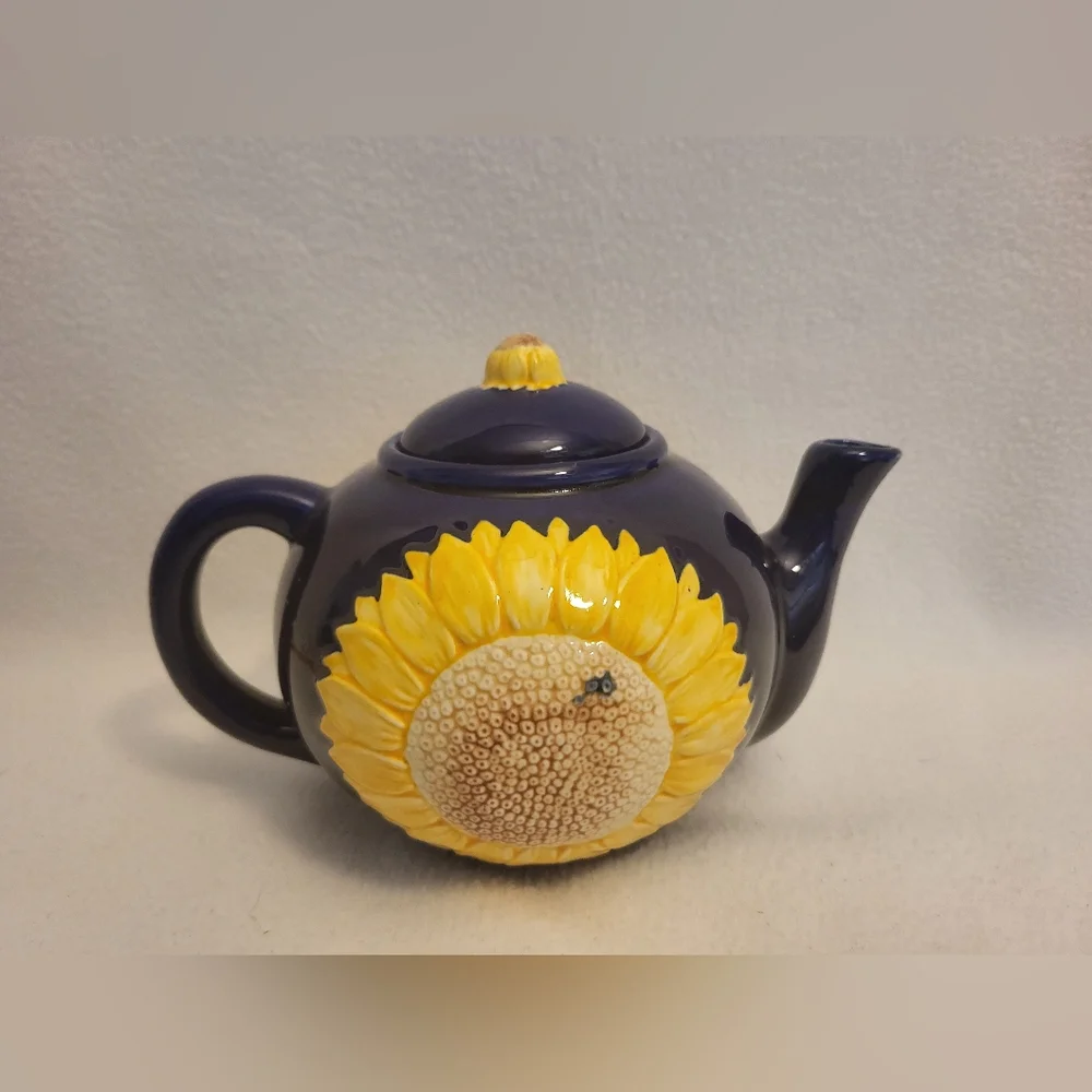Teapot